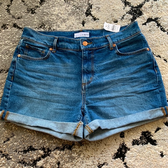 Denim Shorts Mid Indigo Wash, size 4 (27), Loft - Picture 1 of 2